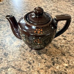Vintage Floral Brown Teapot